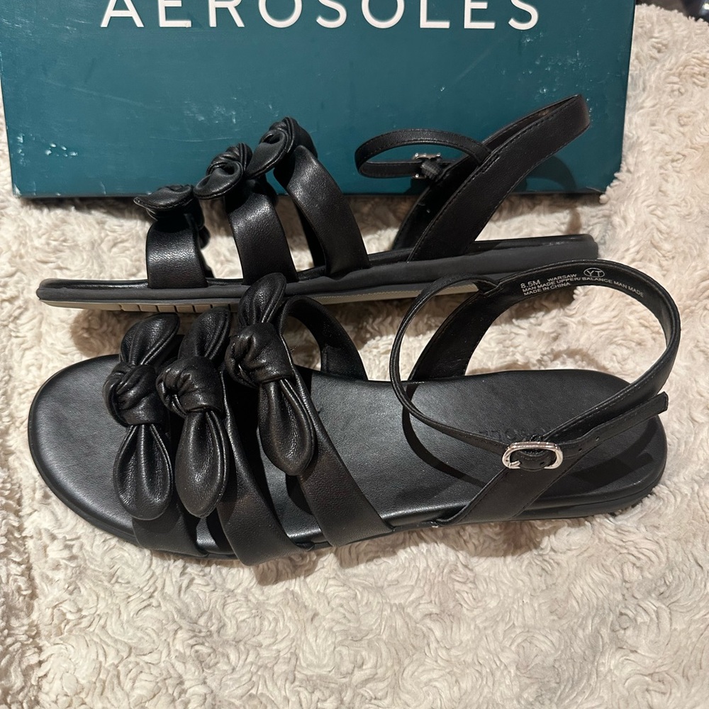 AEROSOLES size 8.5 Warsaw Black Comfort Bow Sandals NEW - Picture 2 of 16